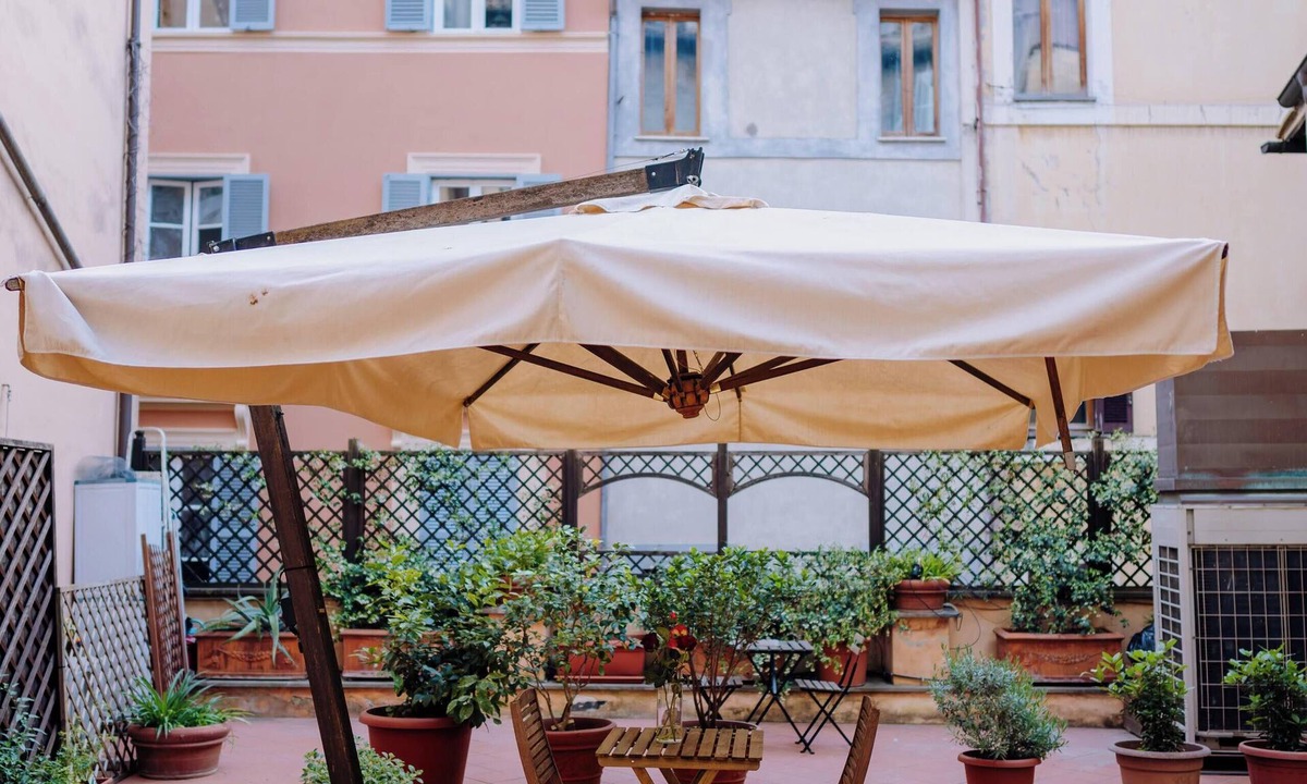 Rione V Ponte Apartment | Rome Oasis - Unique fully renovated flat in Rome's Centro Storico with terrace