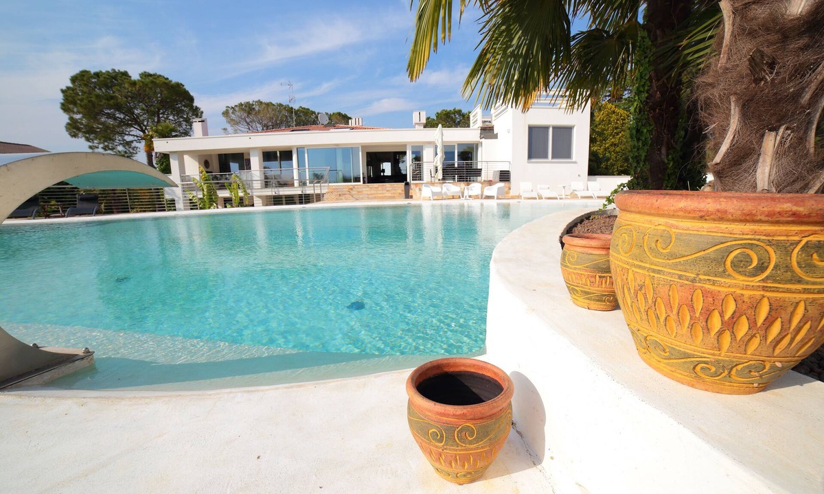 Palazzolo dello Stella Bed & Breakfast | ROOMS in Agriturismo with swimmingpool "Loggia degli Artisti"