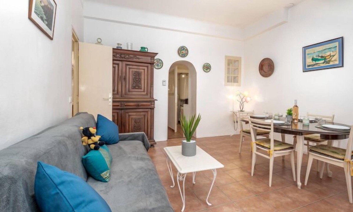 Antibes Old Town Apartment | Rue de la Pompe by Interhome