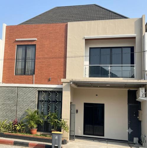 Surabaya House | Rumah 5KT Sby Brt dkt Kidzania