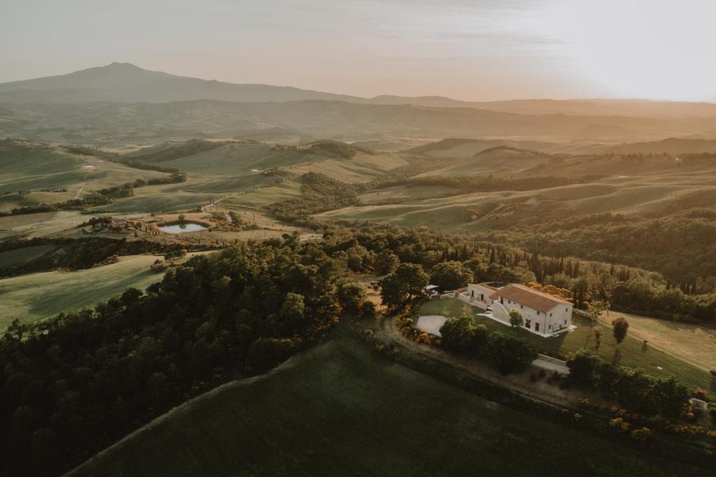 Sarteano Villa | Rural Tuscany - Luxury Villa Monticelli
