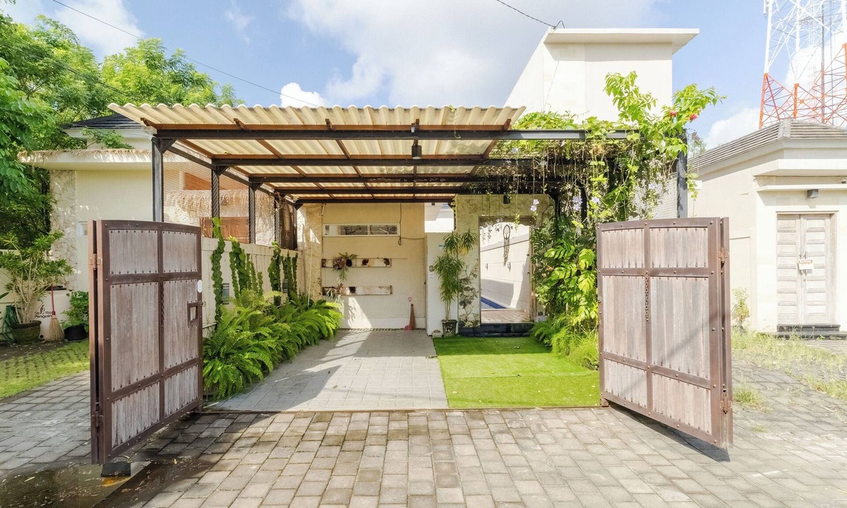 Kutuh Villa | Rustic Pandawa Villa