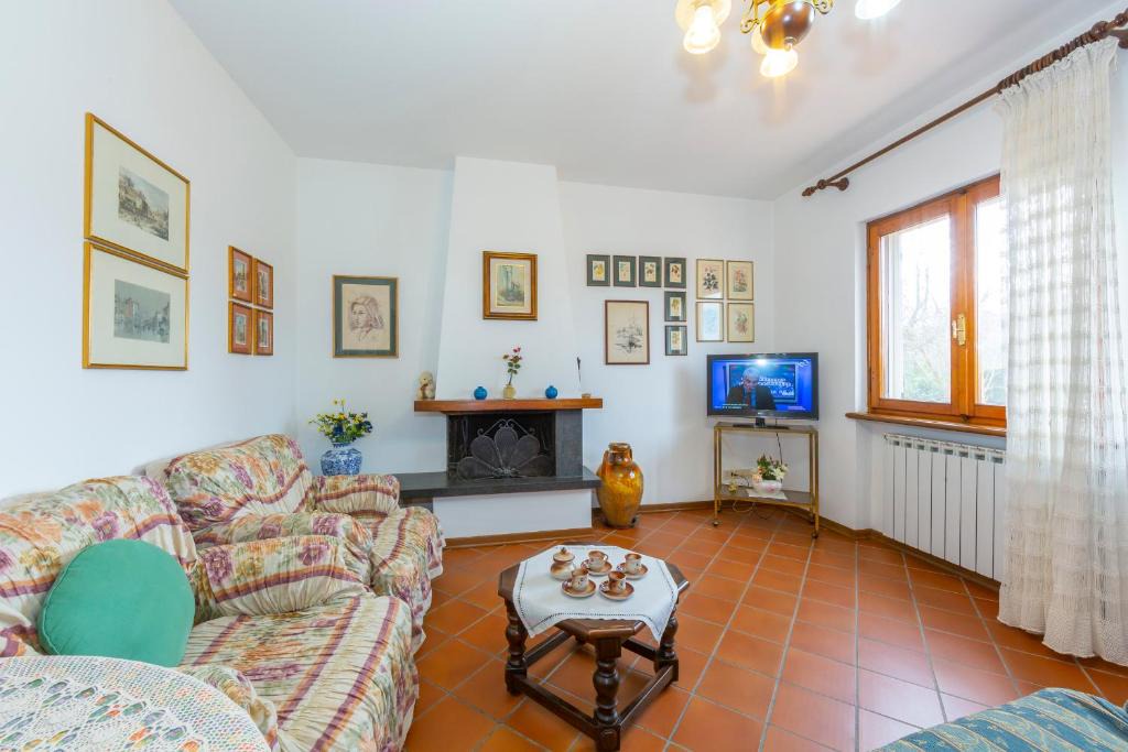 Lucca House | San Michele