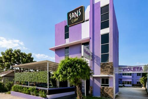 Jambi House | SANS Vibes Violeta Inn Jambi