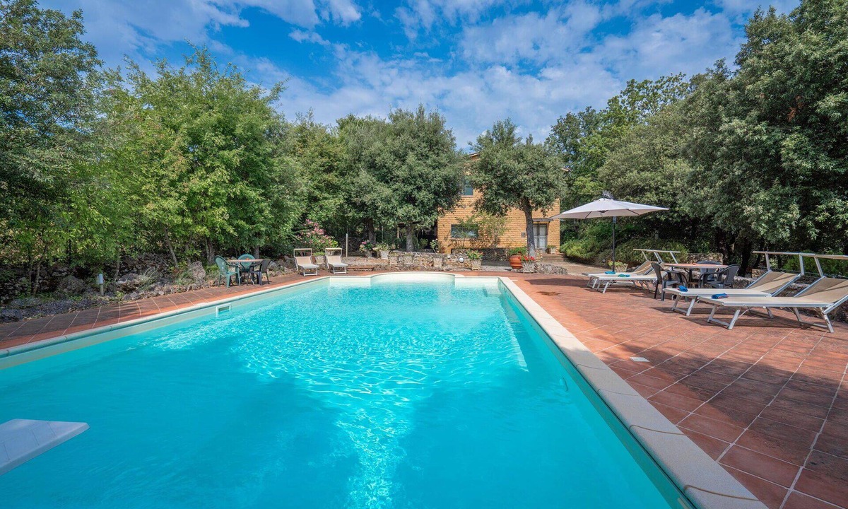 Monteriggioni Apartment | Santa Colomba House, Siena, Nature And Pool