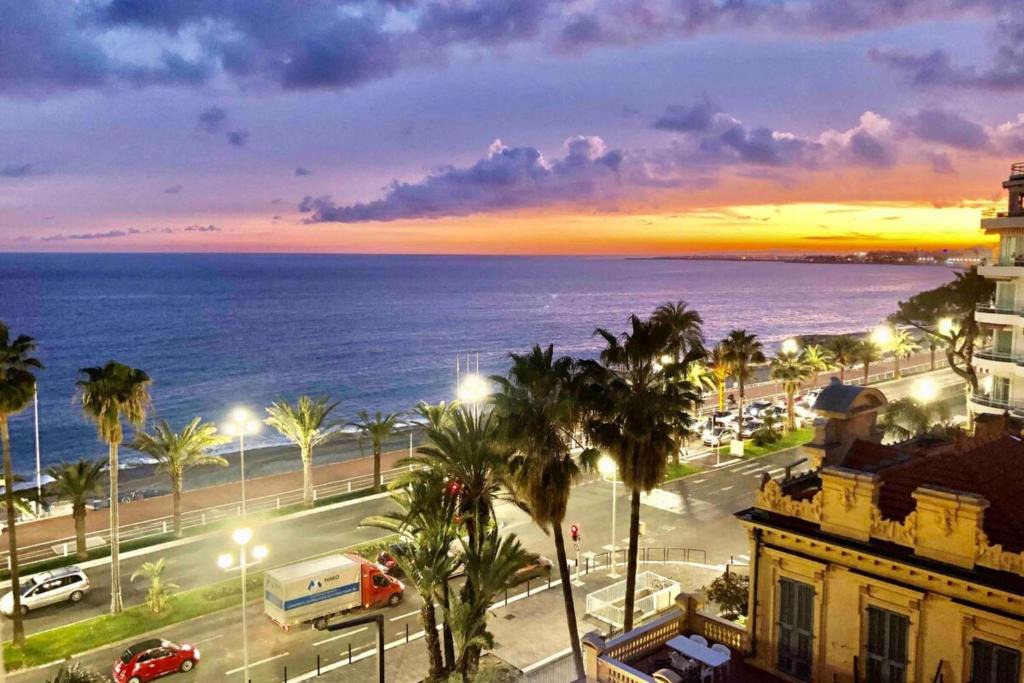 Les Baumettes Apartment | Sea View - Promenade des Anglais 1 Bdr
