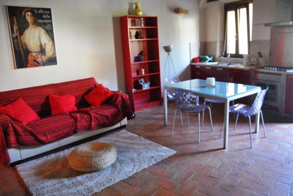 Siena Historical Center Apartment | SienaHomeAndSailing 2