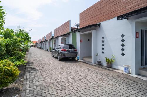 Tegal House | Sitiinggil Syariah RedPartner