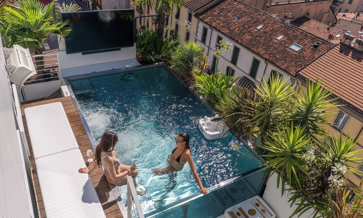 Zona Farini Apartment | SkyJungle: luxury penthouse private pool and spa