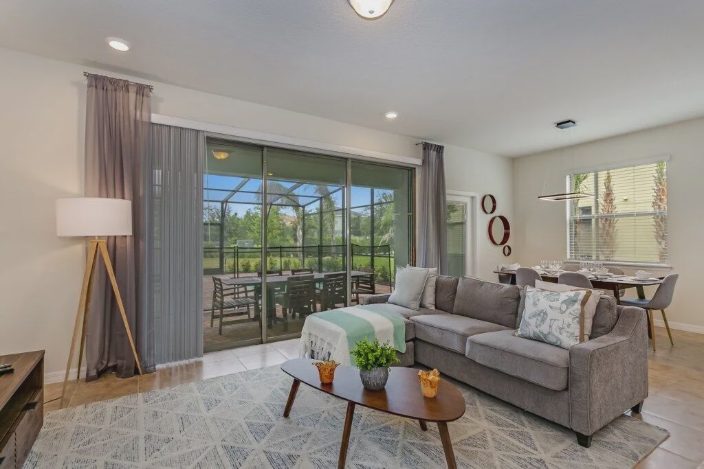 Briargrove House | Solterra Sleep 12 Next Disney Water Slides/Cabanas & More