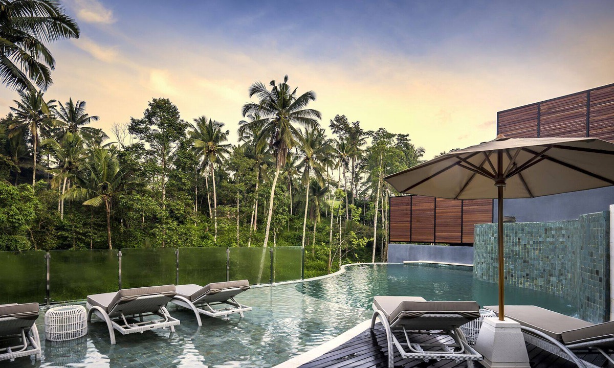 Pejeng Kawan Villa | Spacious 4 BR Villa with Garden View