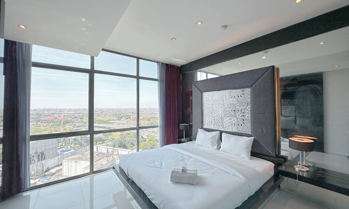 Surabaya Apartment | Spacious And Comfortable Living 3Br Apartment At Aryaduta Residence