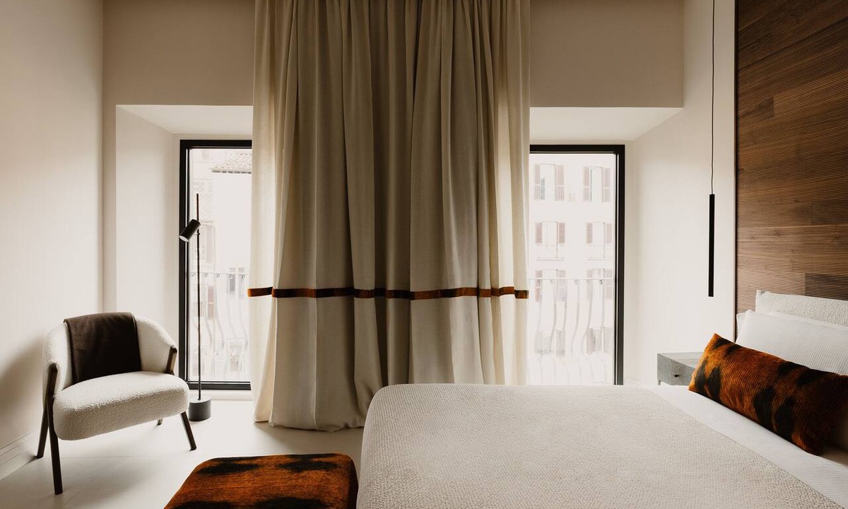 Rione IV Campo Marzio Apartment | Spanish Steps - Luxury Apartment in Piazza Di Spagna