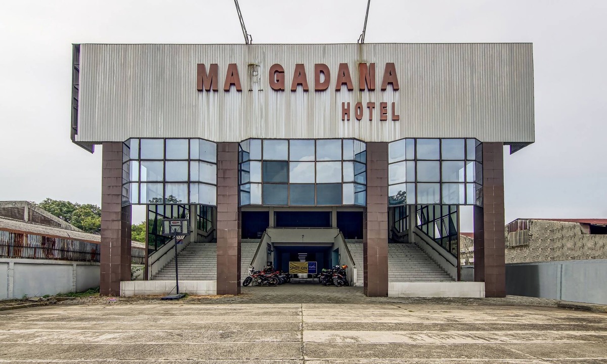 Tegal Hotel | Spot ON 90964 Hotel Margadana