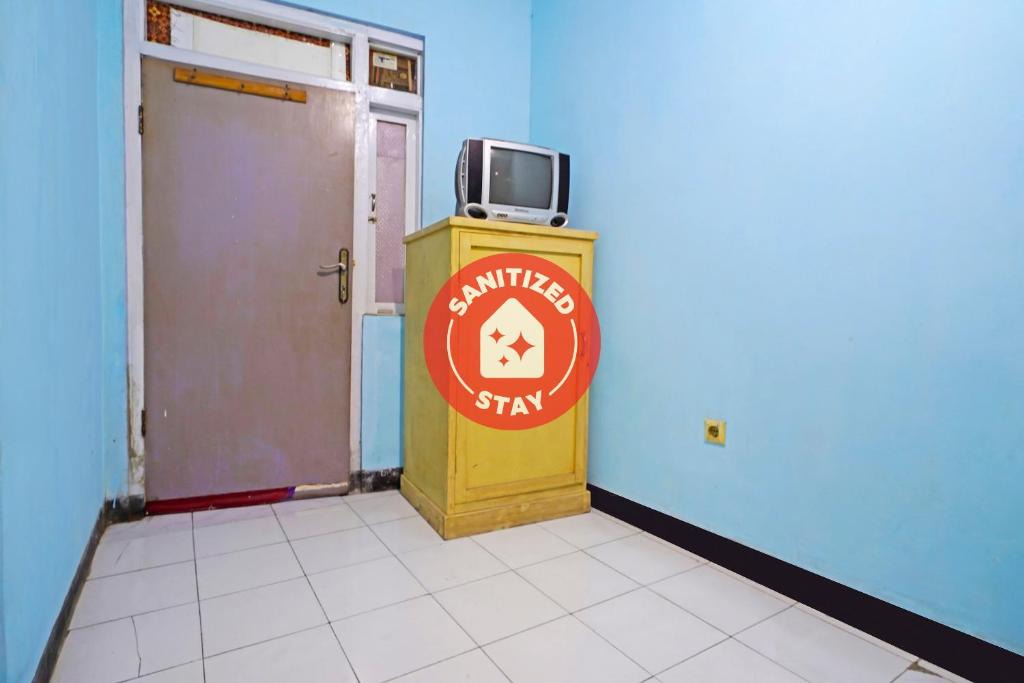 Bandung Hotel | SPOT ON 91543 Pondok Denki 11