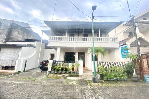 Tegalrejo Hotel | SPOT ON 93717 Nayus Homestay Syariah 4