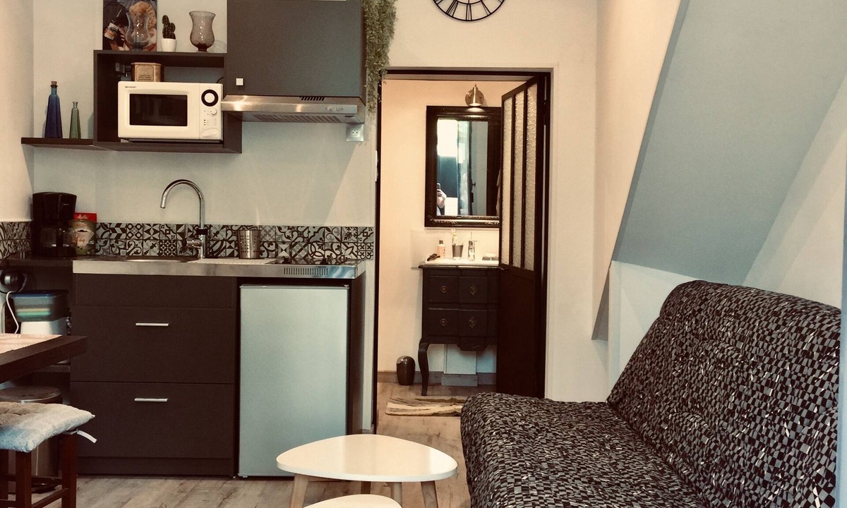 Cap-d'Antibes Apartment | Studio, 100m from the most beautiful site of Cap d'Antibes