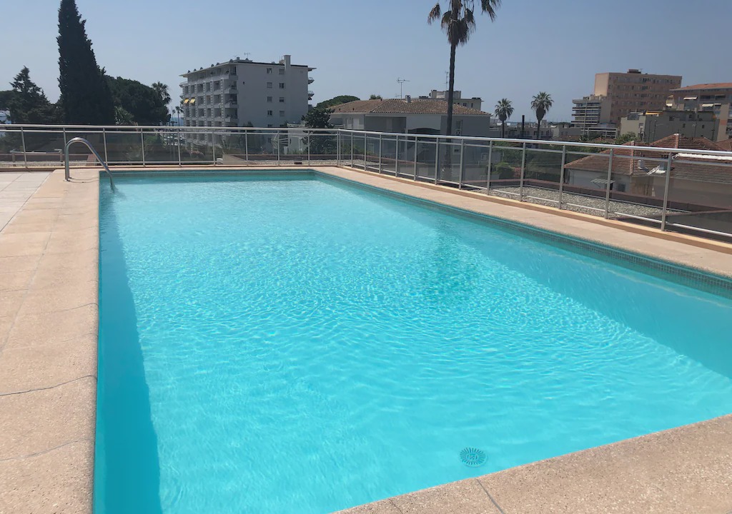 Golfe Juan Apartment | Studio 4 beds + Parking + Pool GOLFE JUAN