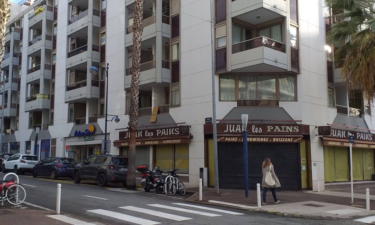 Juan-les-Pins Apartment | STUDIO AT 50 METERS FROM THE BEACH