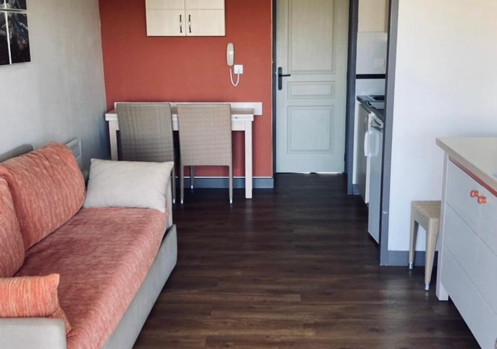 Cap Esterel Apartment | Studio confortable avec terrasse, piscine et animaux admis à Saint-Raphaël - FR-1-504-608