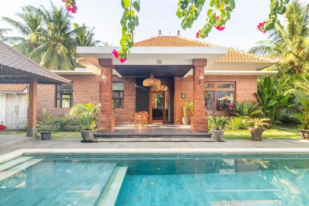 Amlapura Villa | Stunning 2 Bed Villa in Tejakula with private pool