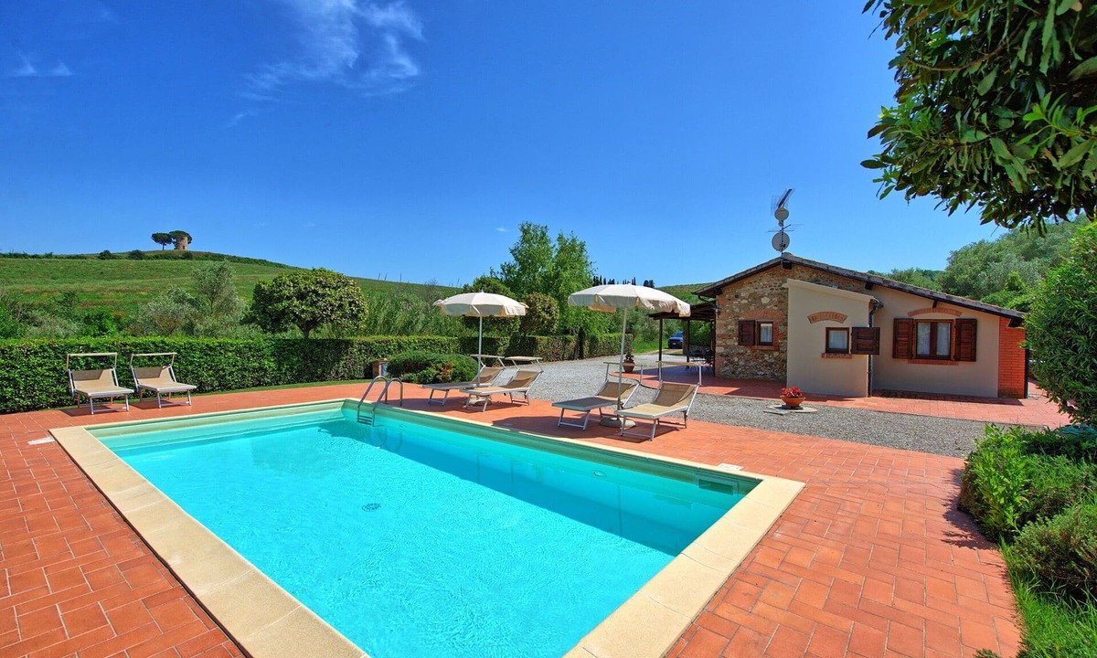 Bibbona Villa | Stunning private villa for 6 guests with WIFI, A/C, private pool, TV and panoramic view