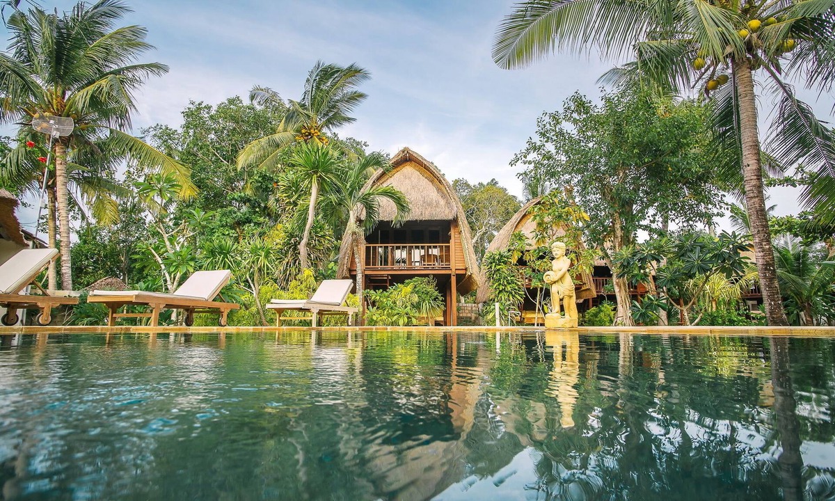 Jungut Batu Hotel | Sukanusa Luxury Huts
