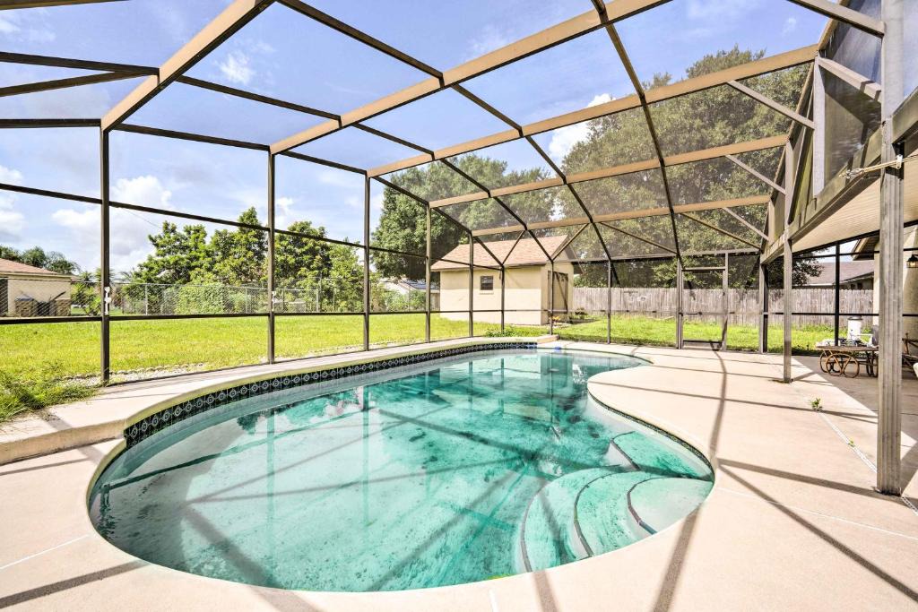Poinciana House | Sunny Kissimmee Home about 21 Mi to Disney Parks!
