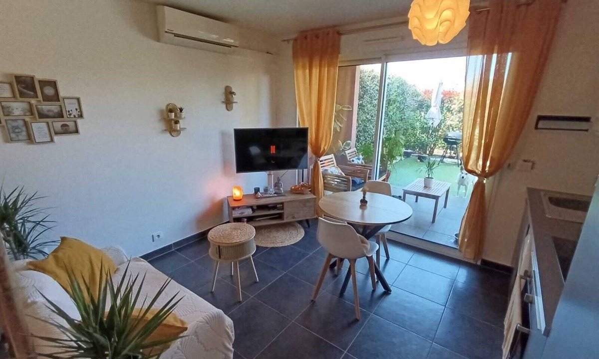 Saint Antoine Apartment | Superb studio with pool and garden