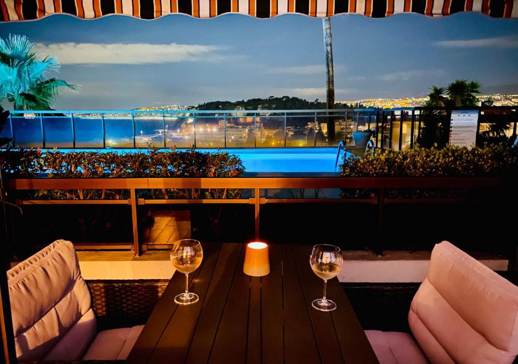 Lazaret Apartment | Superbe 2 pièces TERRASSE/PISCINE/VUE/PARKING