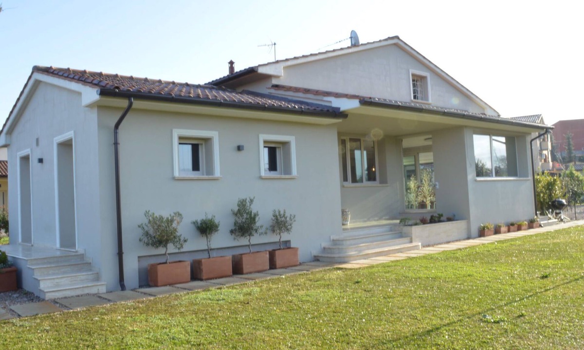 Montescudaio House | Sweet Home by Interhome