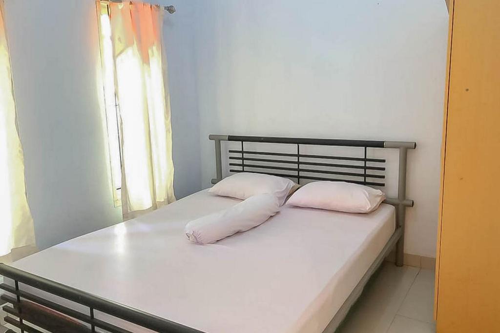 Sangkanurip Hotel | Taman Wisata Siwalk Cottage Syariah RedPartner