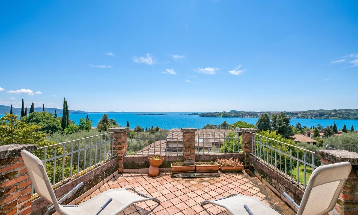Morgnaga House | Teseo House | Lake View & Terrace, Gardone Riviera, Italy
