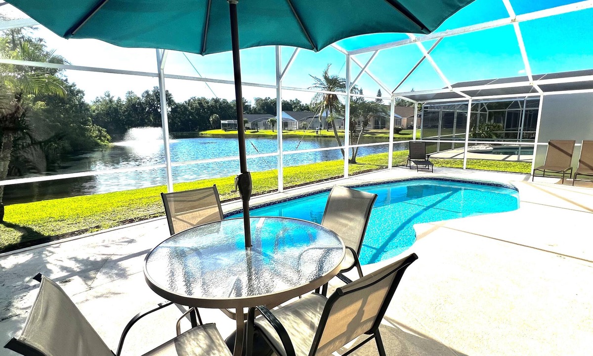 Chatham Park House | The Den! Private Pool and Pond Views, 5 Miles to Disney