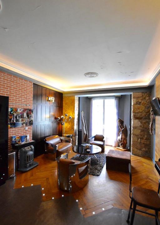 Juan-les-Pins Apartment | The Eight