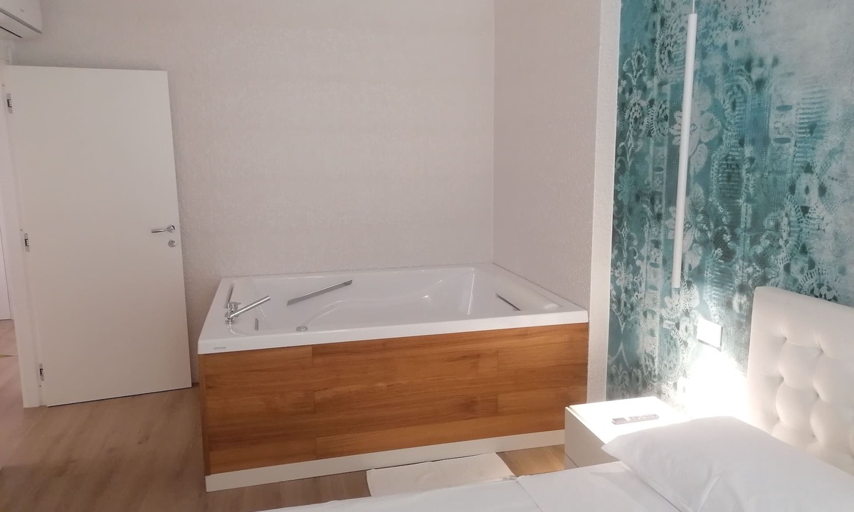 Lido House | The Smerald 2