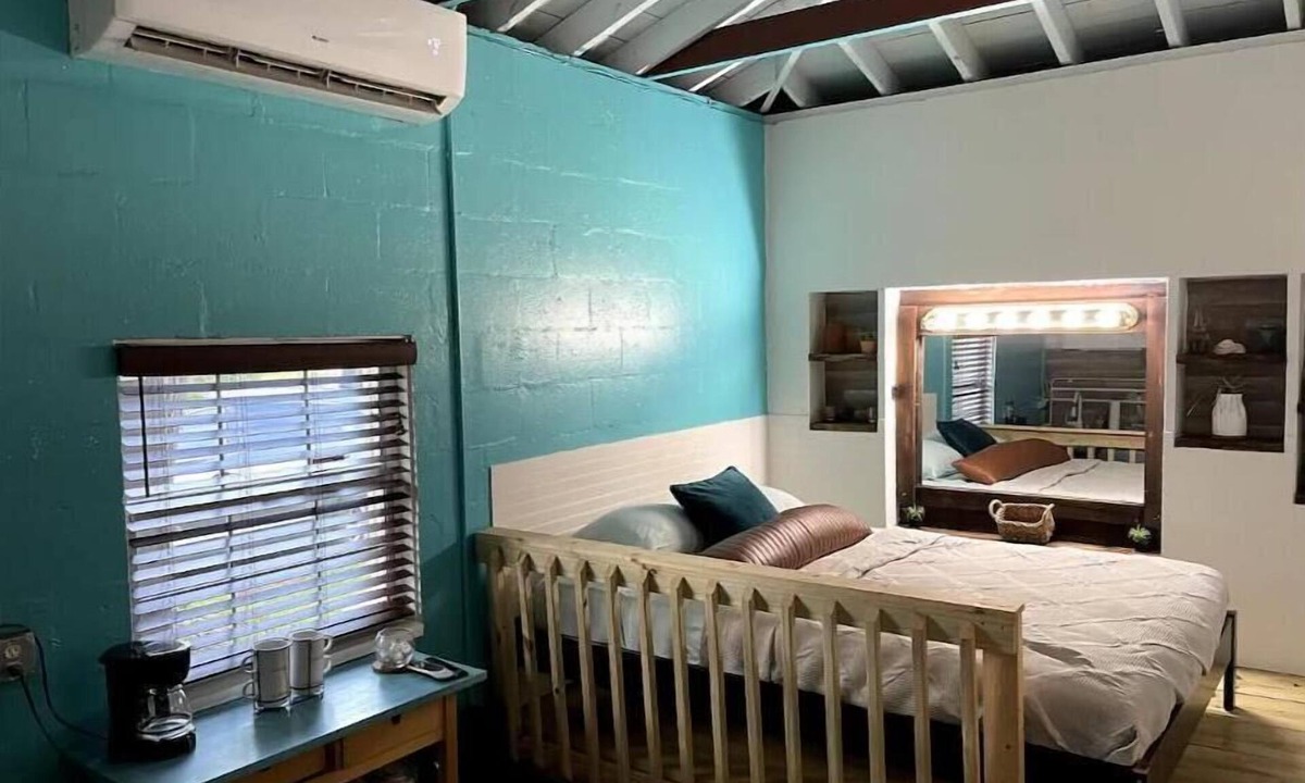 College Park House | The Studio in the Heart of Orlando