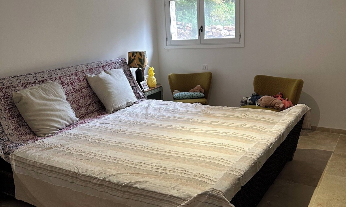 Tourrettes-sur-Loup Villa | The Well House — Charming 4-bedroom villa with AC, WiFi in Tourrettes-sur-Loup