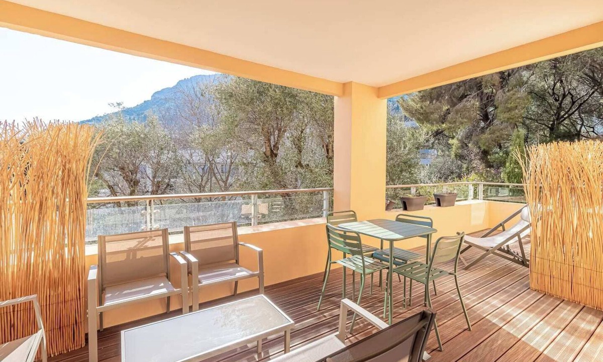Beausoleil Condo | This condominium is a 1 bedroom(s), 1 bathrooms, located in Beausoleil, Provence-Alpes-Côte d'Azur.