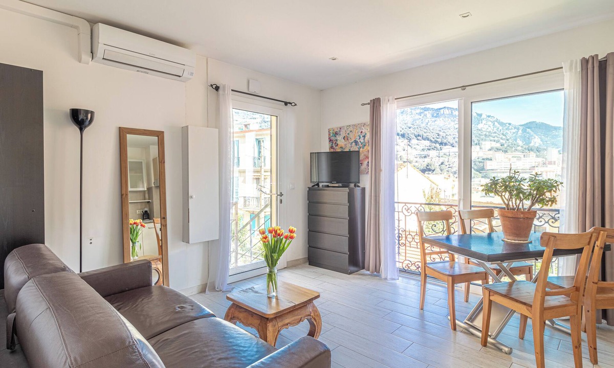 Beausoleil Condo | This condominium is a 1 bedroom(s), 1 bathrooms, located in Beausoleil , AL.