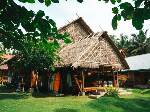 Pulau Masokut House | Toroi Koat Surf Camp Mentawai