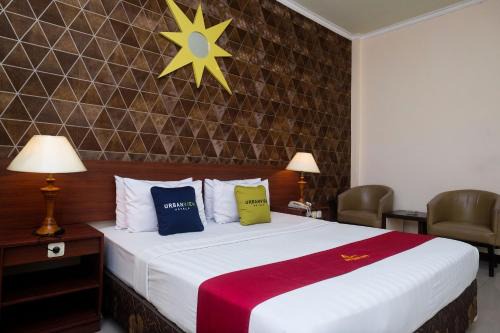 Jatibarang Hotel | Urbanview Hotel Anggraeni Jatibarang