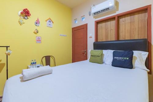 North Cirebon Hotel | Urbanview Hotel Sany Cirebon
