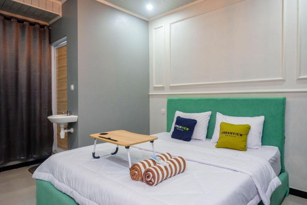 Wonosobo Hotel | Urbanview Hotel Umbrella Dieng by RedDoorz