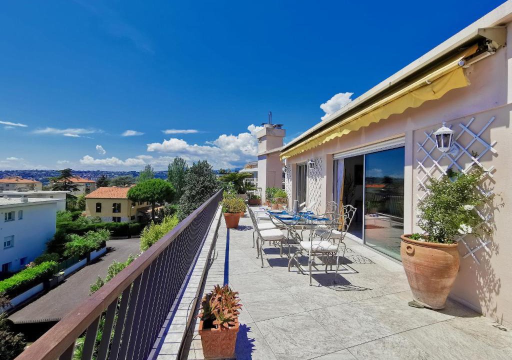 Cimiez Apartment | Valegrand Penthouse sea view by Booking Guys