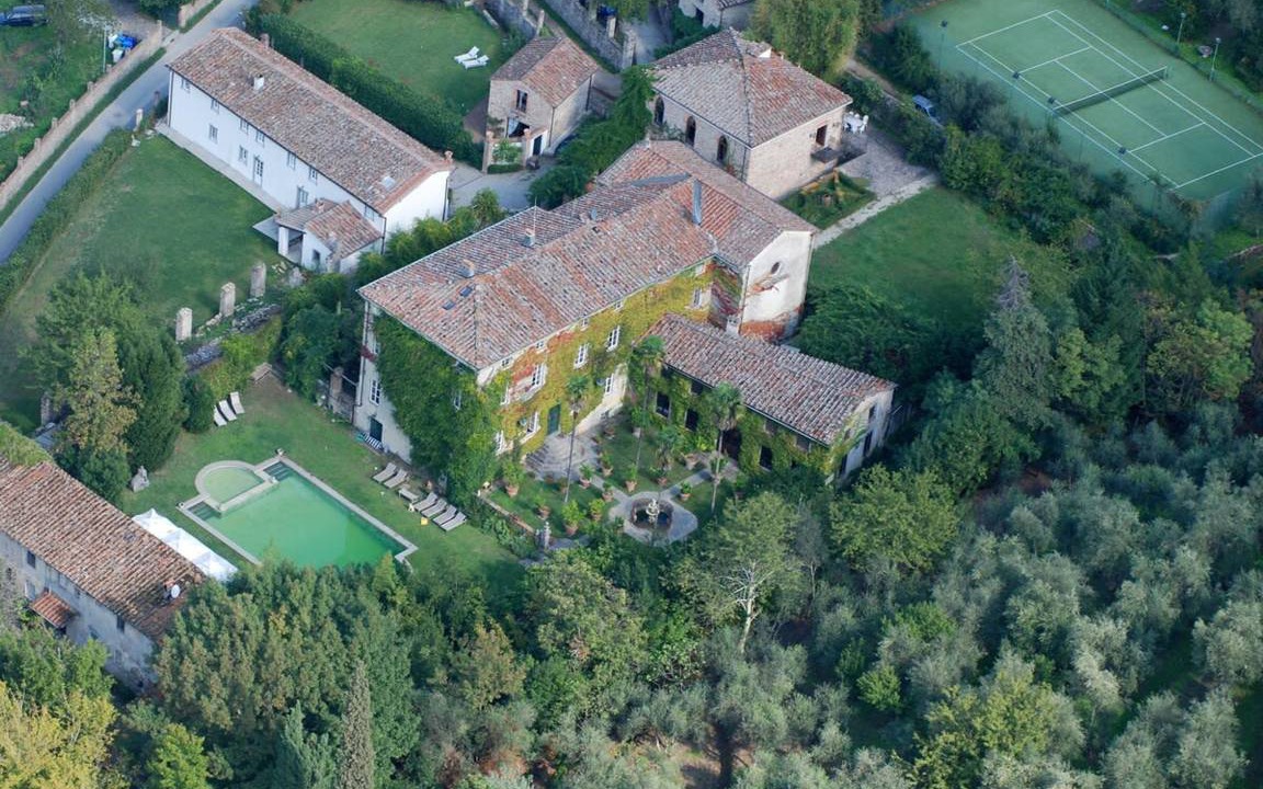 Vorno Villa | Villa ∙ 17 bedrooms ∙ 35 guests