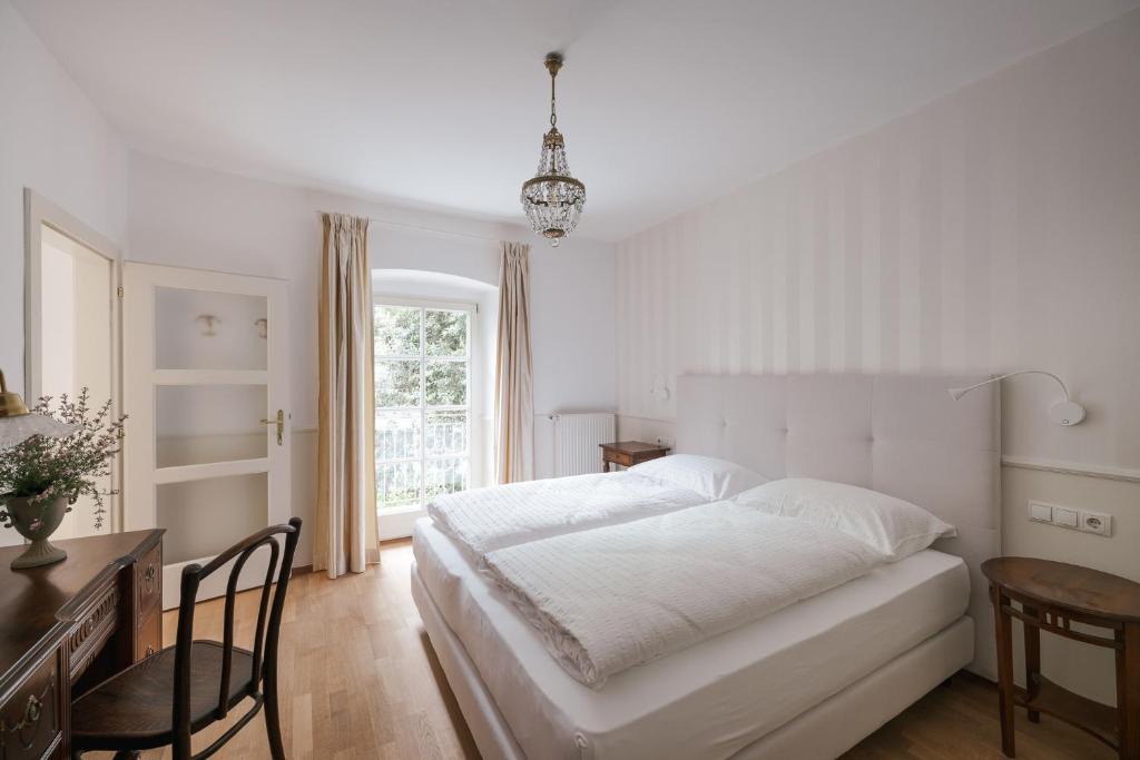 Merano House | Villa Bux Guest Rooms