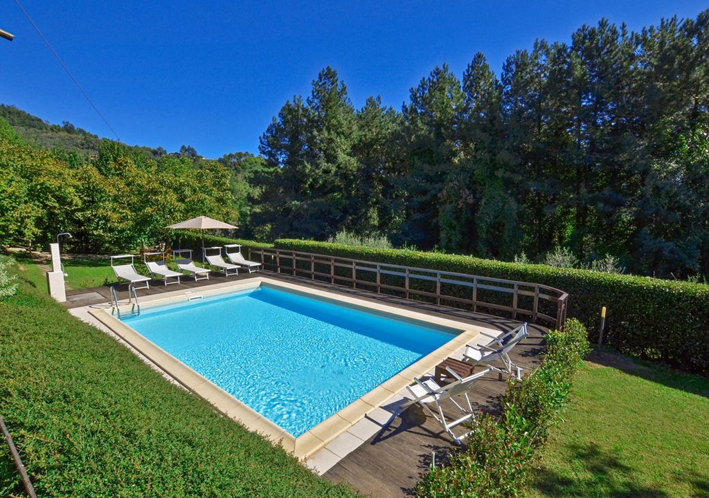 Orbicciano Villa | Villa Casale di Rosa: Large Private Pool, WiFi