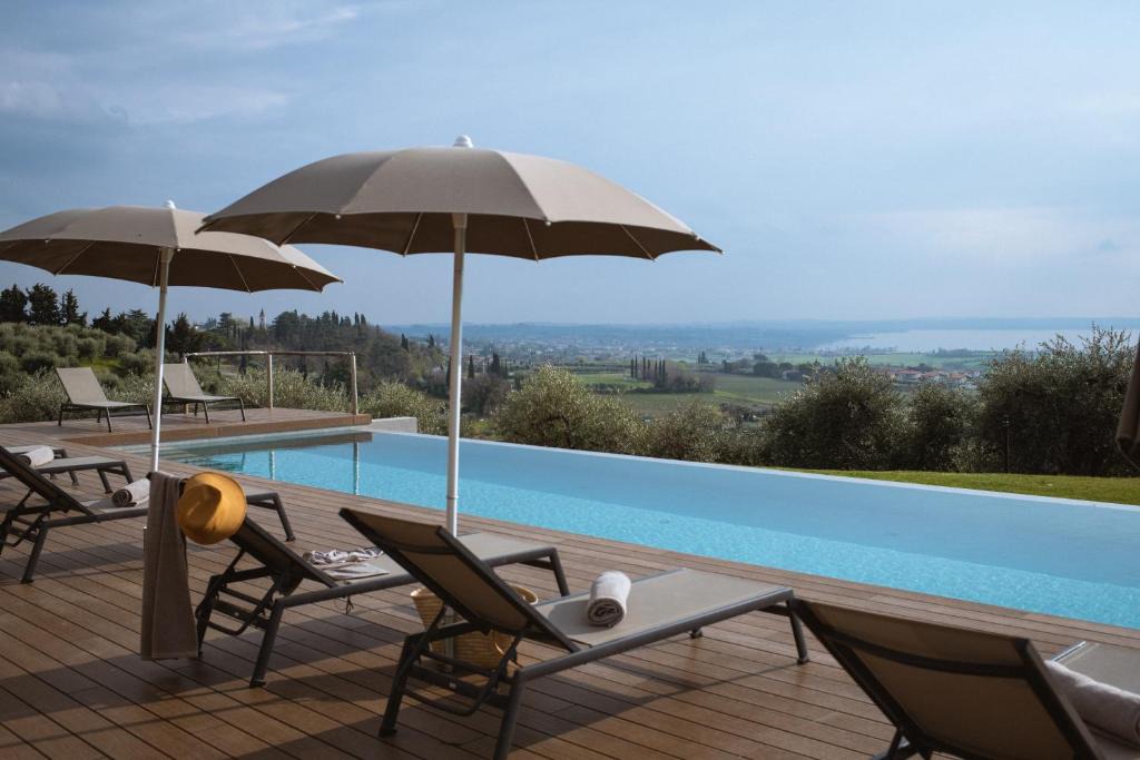 Calmasino Villa | Villa Cavaion