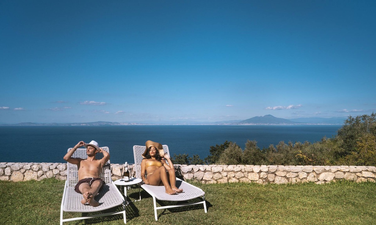 Anacapri Apartment | Villa DAlessandro Rosaria, private apartment and private hot jacuzzi